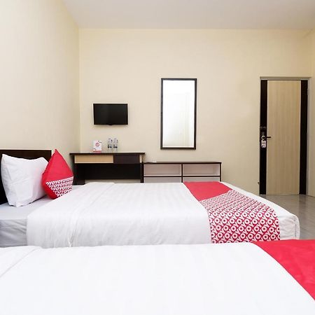 Oyo 1998 Harmonis Hotel Purwokerto Eksteriør billede