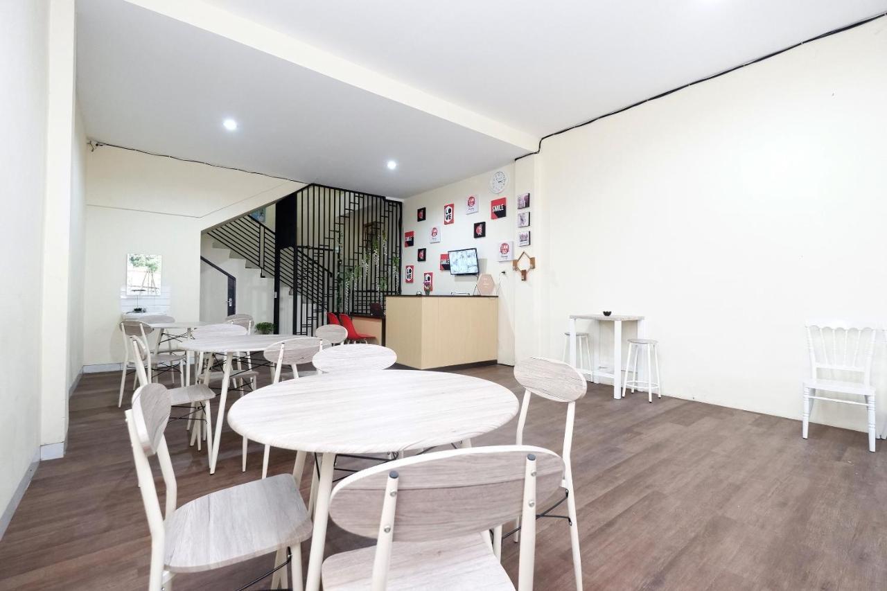 Oyo 1998 Harmonis Hotel Purwokerto Eksteriør billede