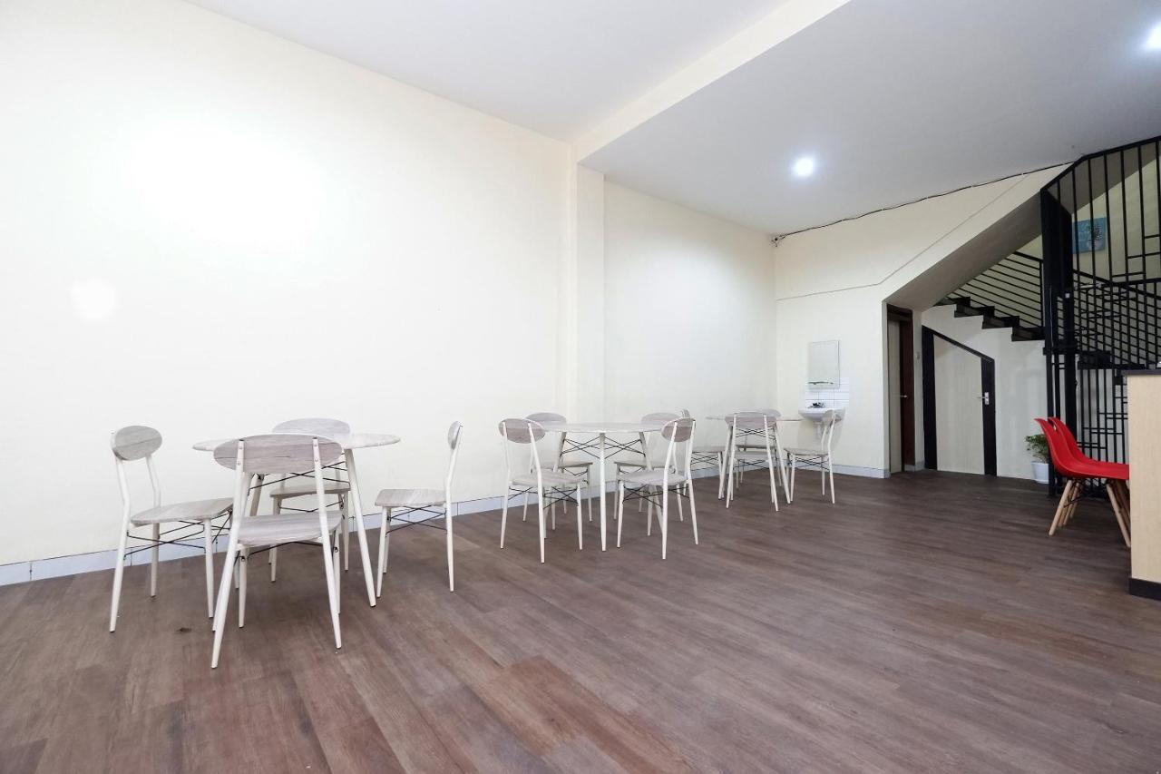 Oyo 1998 Harmonis Hotel Purwokerto Eksteriør billede