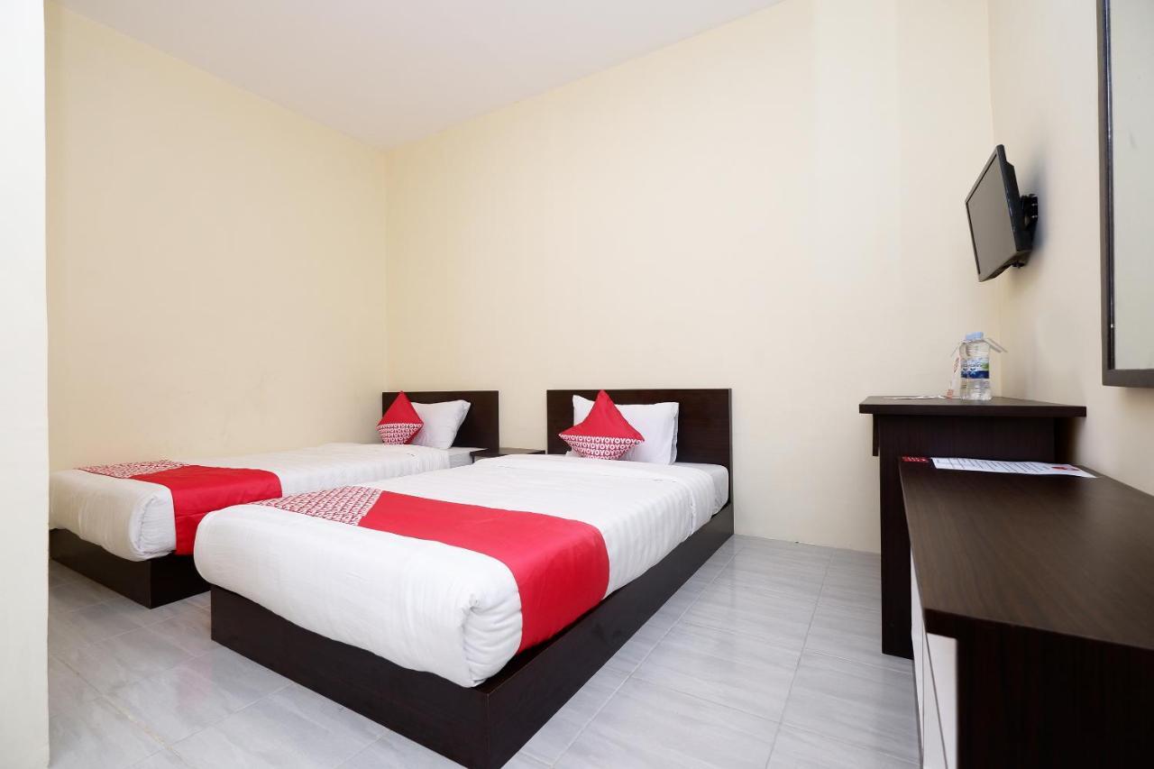 Oyo 1998 Harmonis Hotel Purwokerto Eksteriør billede